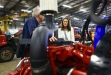 Houston City Council member Alcorn visits TSTC’s Fort Bend County campus