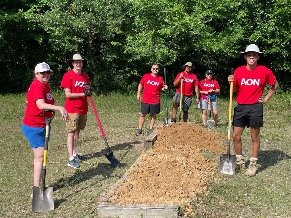 Corporate Volunteer Days at SIRE: Give Back and Grow