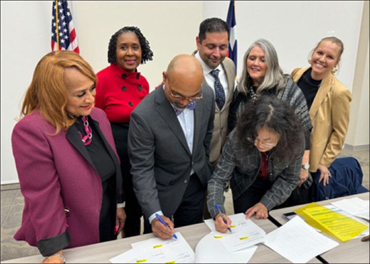 FBISD hires Marc Smith as superintendent on a 5-1 vote