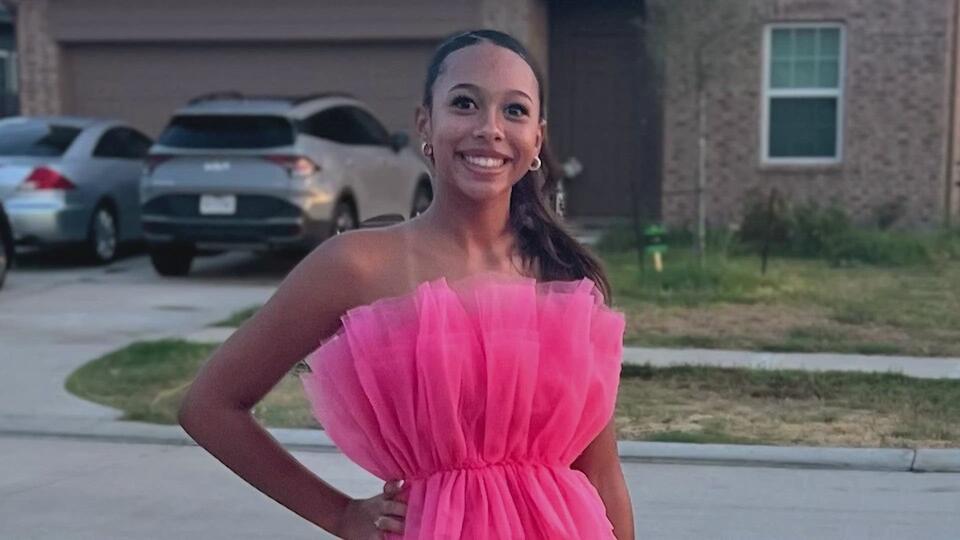 Mother says Fort Bend County teen turned off location sharing on her iPhone before she disappeared