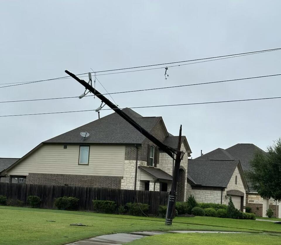 Beryl Strikes Katy and Fulshear – Regionally about 2.2M lost power