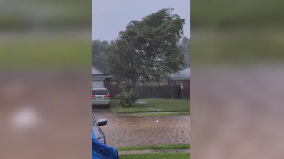 ‘It was quite eerie’ | Houston resident gives look inside the eye of Hurricane Beryl