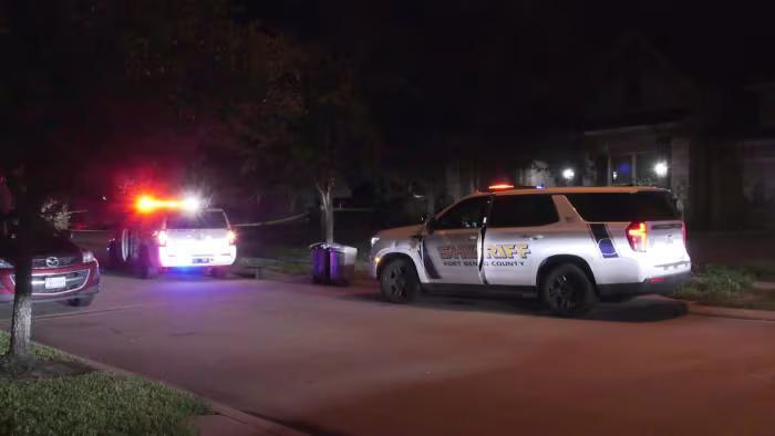 Man killed during apparent home invasion in Fort Bend County